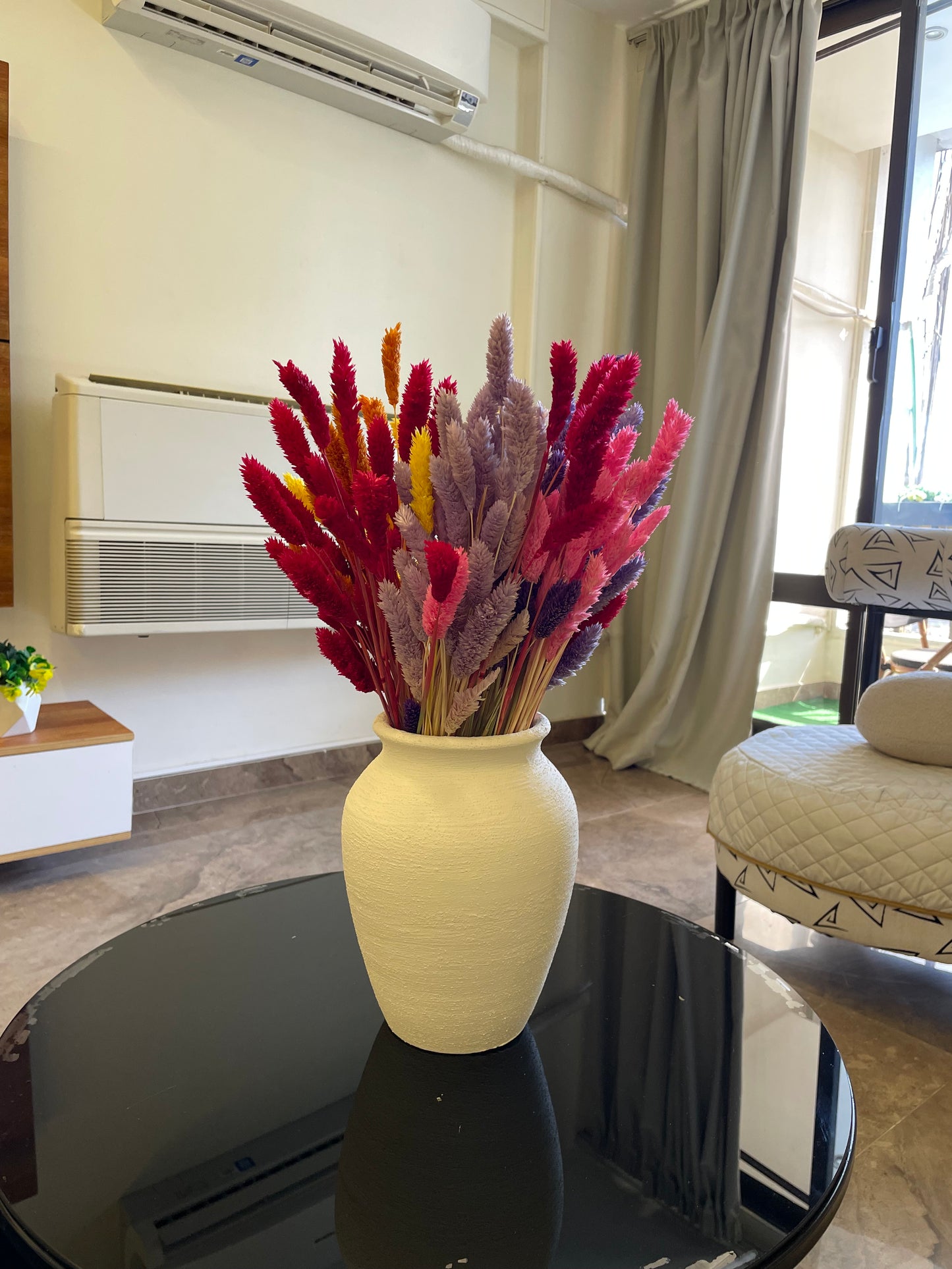Vivora vase “with flowers”